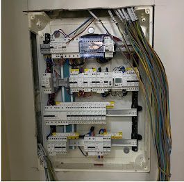 électricien vous dépanne a Aizenay et département à proximité. Remplacement de  votre tableau électrique dans la journée en Vendée 85